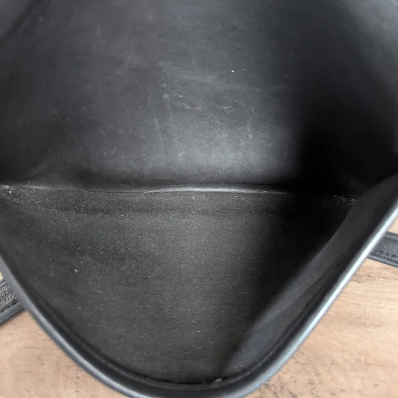 Vintage Coach Patricia's Legacy Bag (style number 9951). - Picture 11 of 11